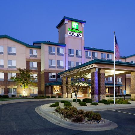 Holiday Inn Express Hotel & Suites-St. Paul By Ihg Vadnais Heights Eksteriør billede