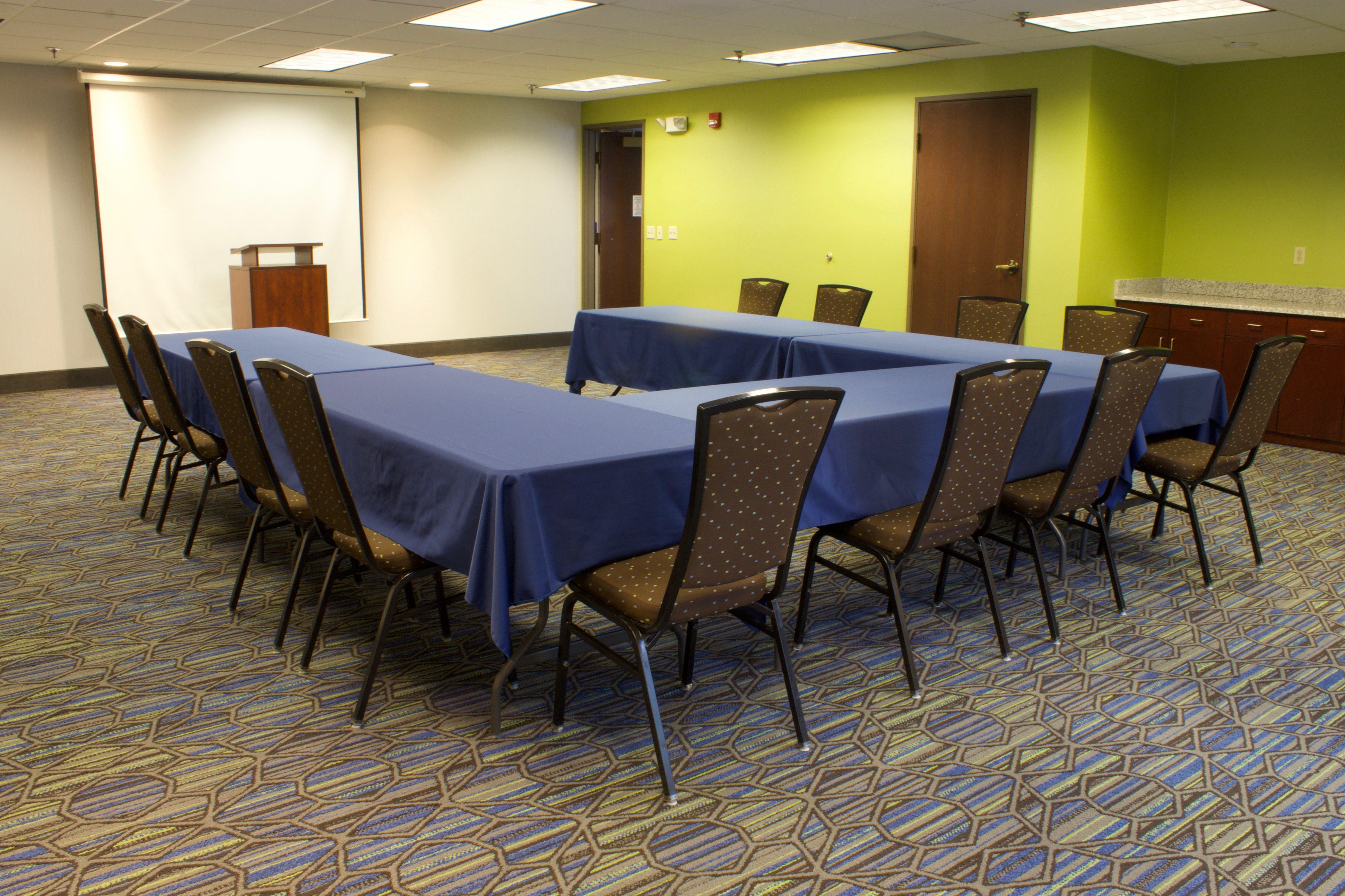 Holiday Inn Express Hotel & Suites-St. Paul By Ihg Vadnais Heights Eksteriør billede