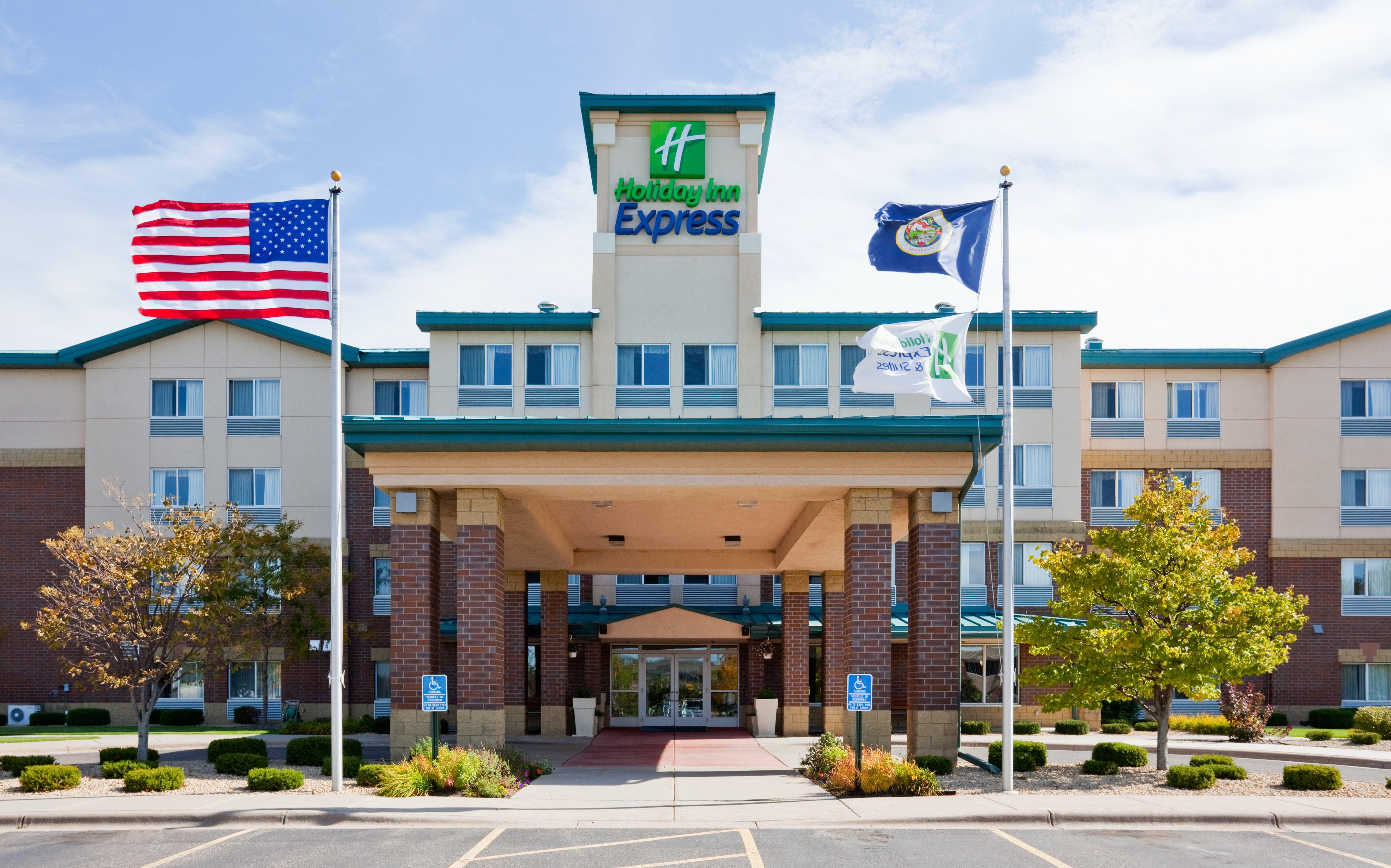 Holiday Inn Express Hotel & Suites-St. Paul By Ihg Vadnais Heights Eksteriør billede