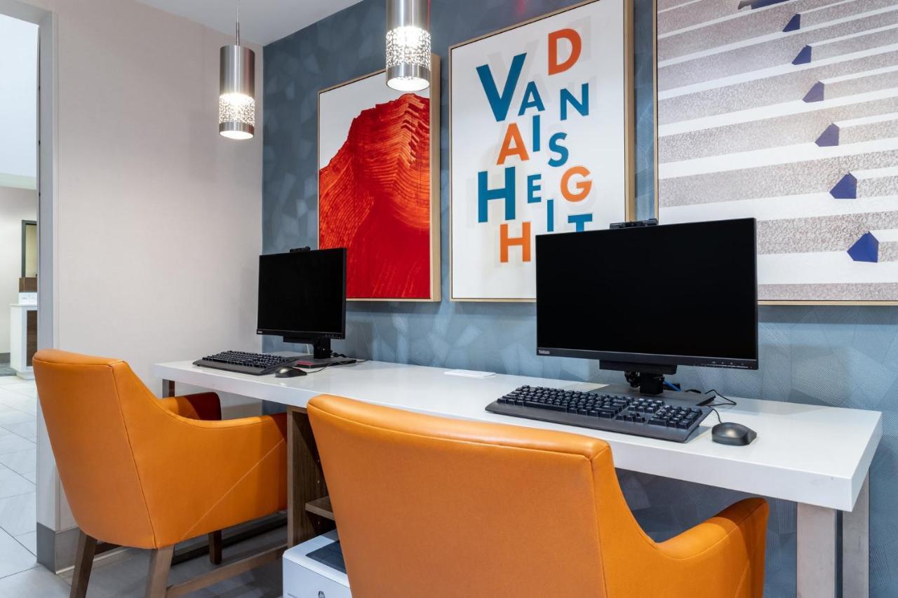 Holiday Inn Express Hotel & Suites-St. Paul By Ihg Vadnais Heights Eksteriør billede