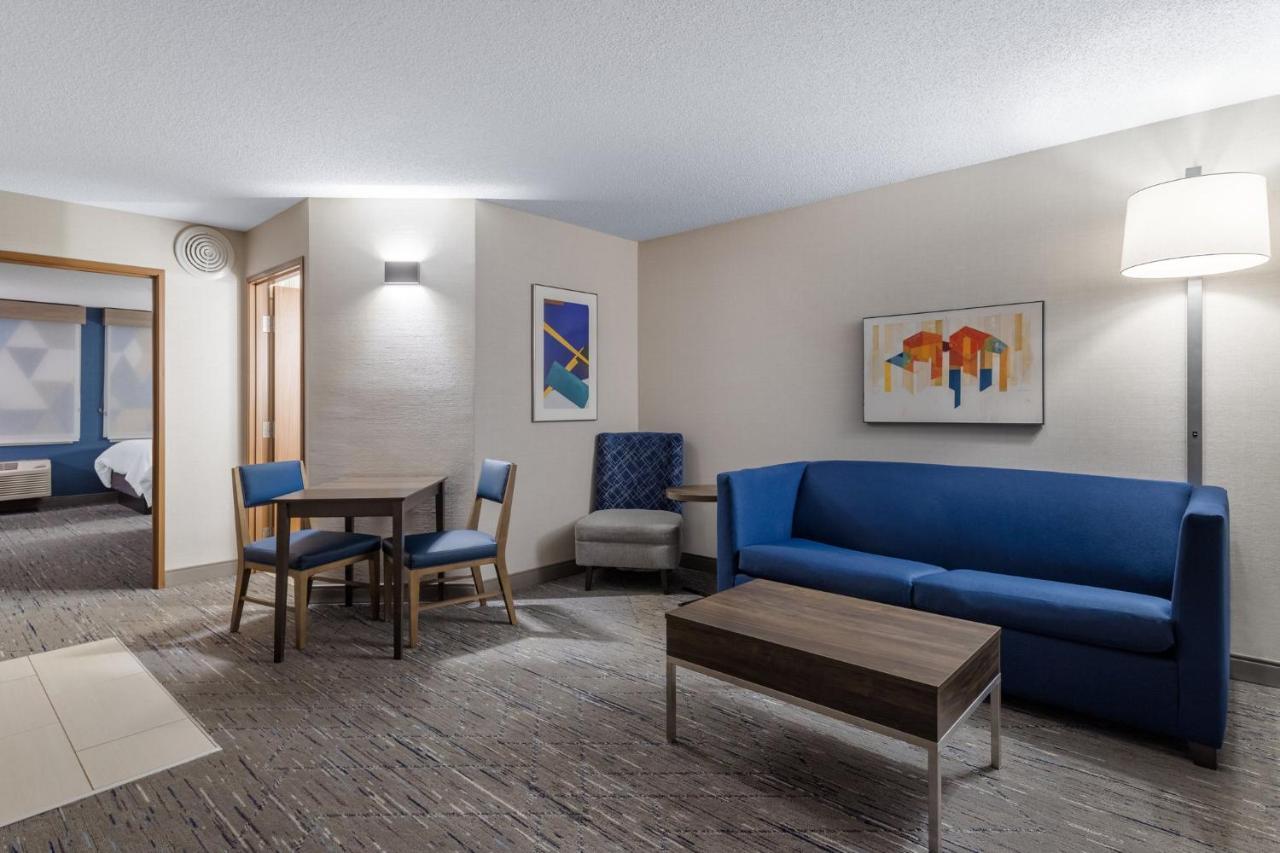Holiday Inn Express Hotel & Suites-St. Paul By Ihg Vadnais Heights Eksteriør billede